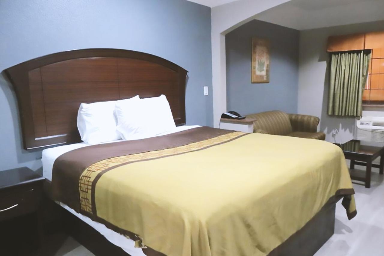 Blue Way Inn & Suites By Jasper Houston Kültér fotó